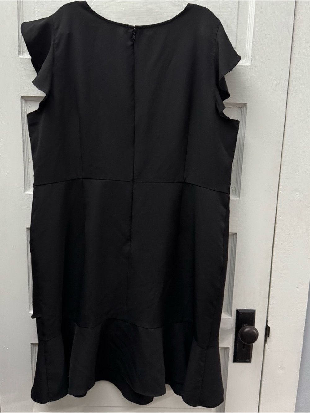 LOFT Plus Black Ruffle Sleeve Sheath Dress Size 20 Career Minimalist - Picture 3 of 7